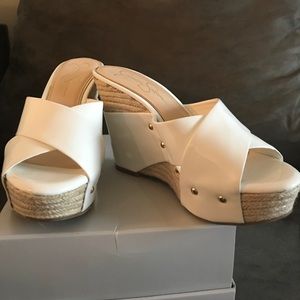 Jessica Simpson wedge