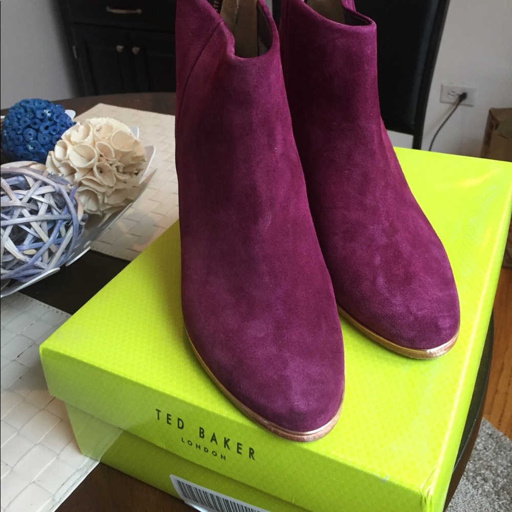 Gorgeous burgundy Ted baker booties