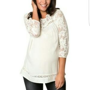 Maternity lace blouse