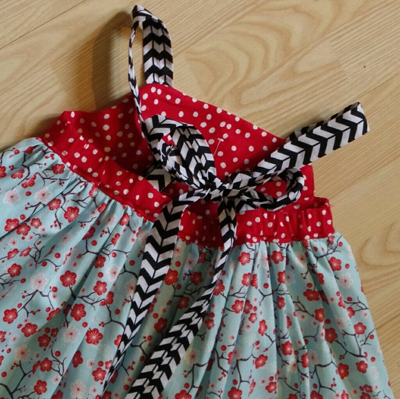 NWOT Spring & summer dress sz. 2 - Picture 4 of 4