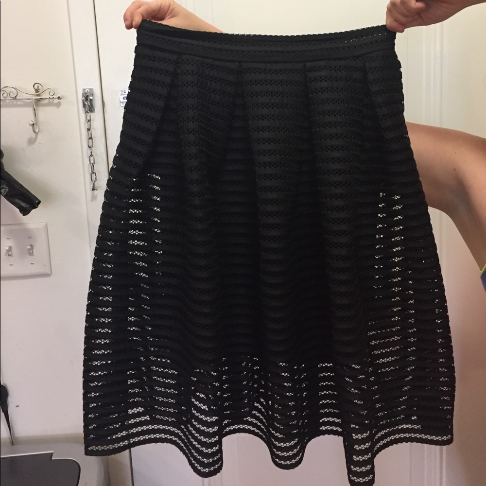 Lace high wasted skirt- NWT