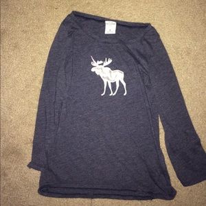 Quarter sleeves shirt