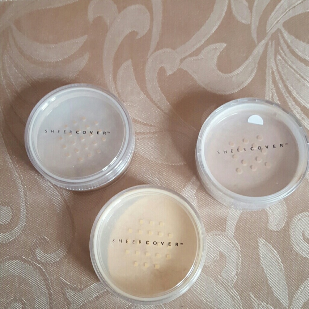 Sheercover finishing powders