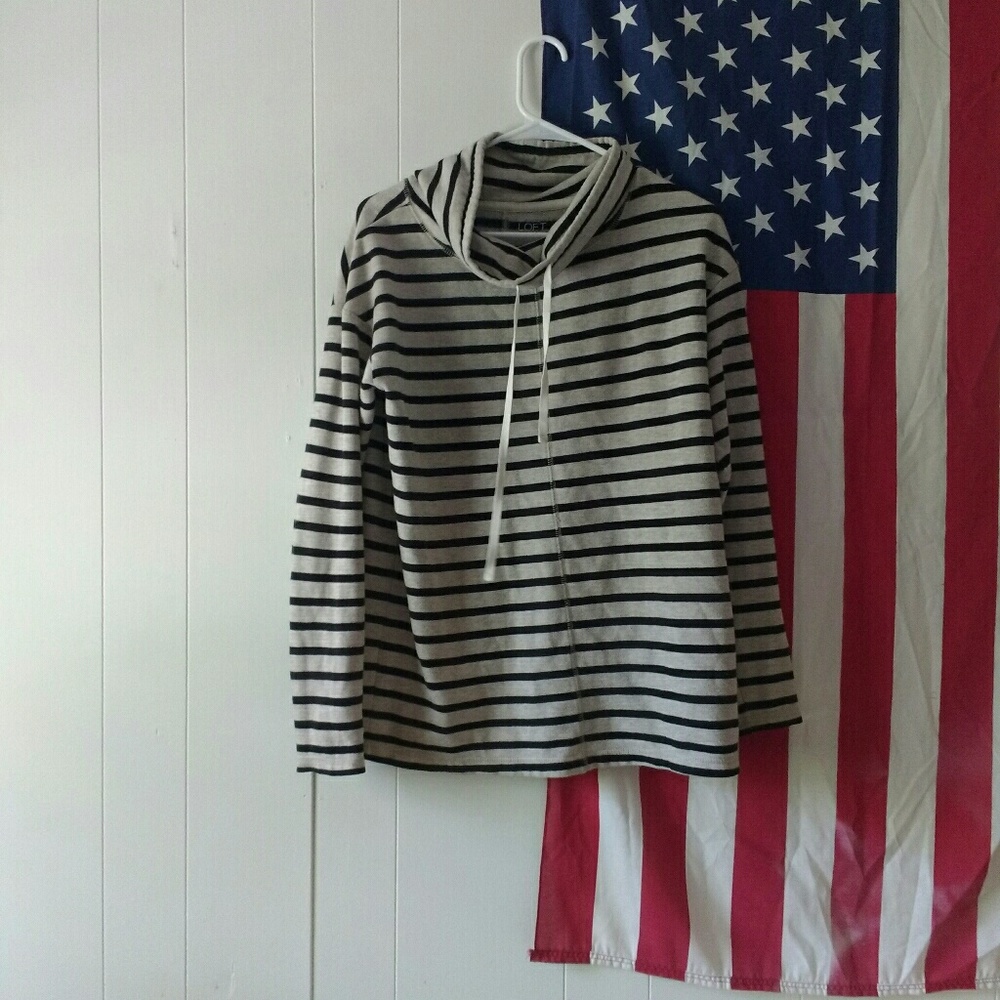 Loft sweatshirt