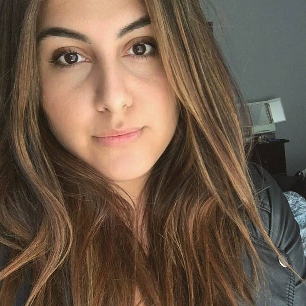 Meet your Posher, Briana