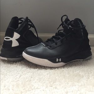 under armor women's basketball shoes
