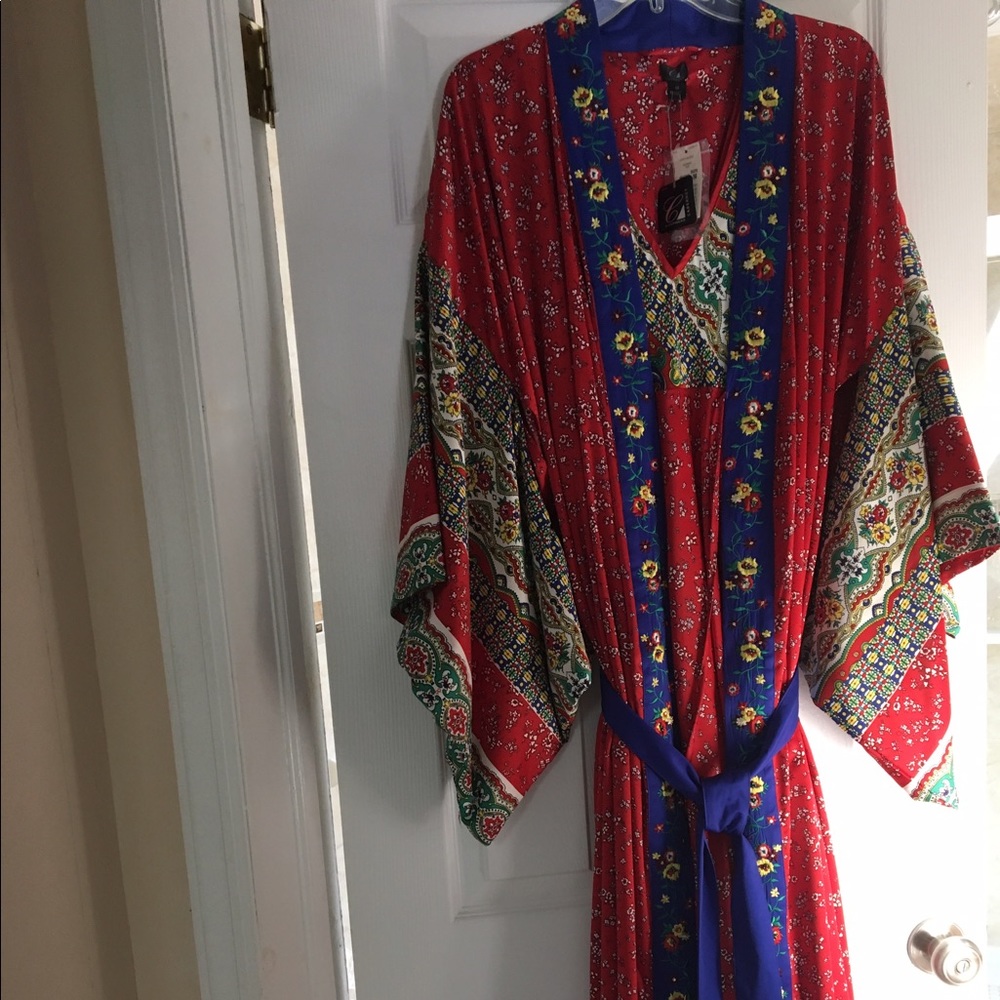 Two piece lingerie sleepwear. Nightgown and Robe.