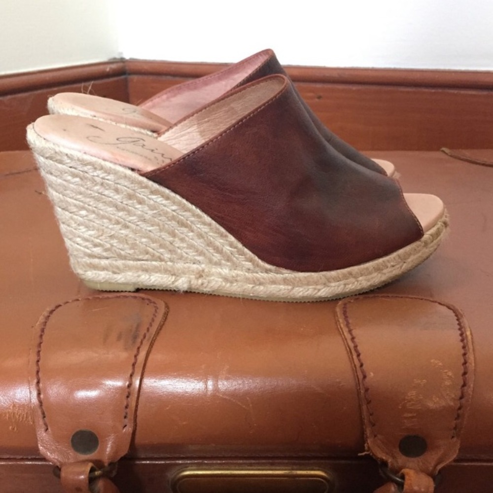 leather wedges