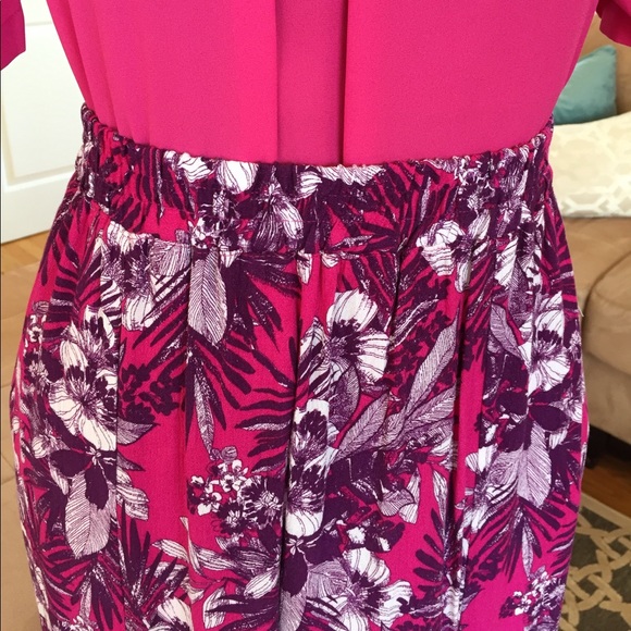 LAST ONE: XL PINK/PURPLE SKIRT - Picture 2 of 5
