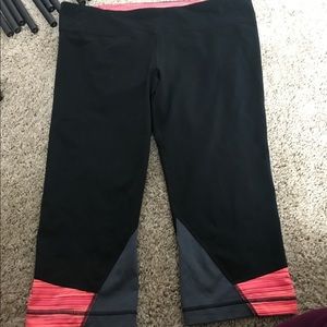 Women's Under Armour Workout Capris