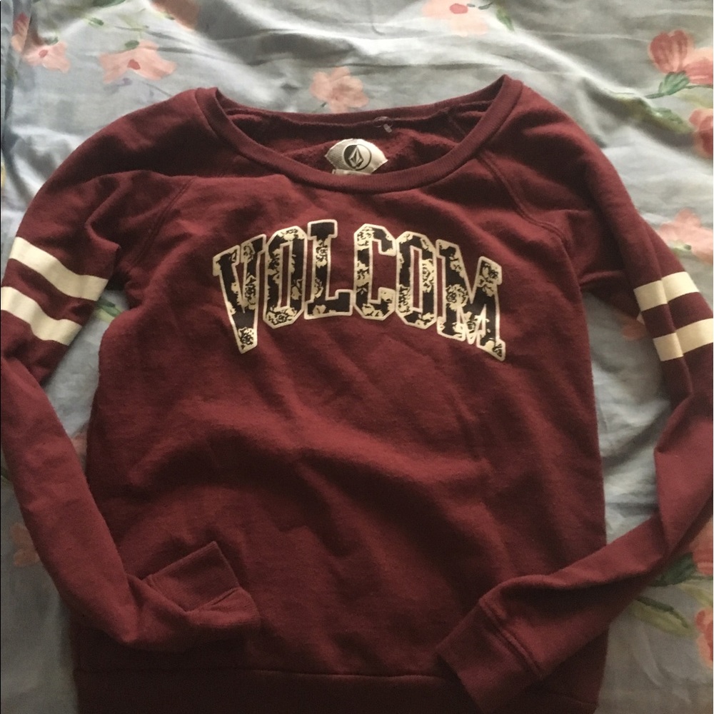 volcom crew neck