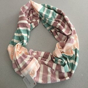 Lululemon vinyasa scarf