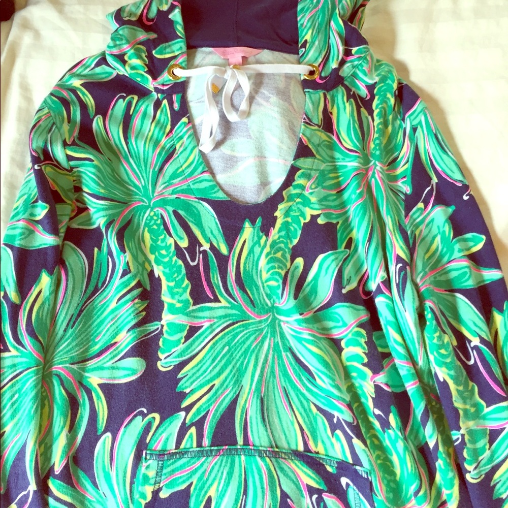 Lilly Pulitzer pull over