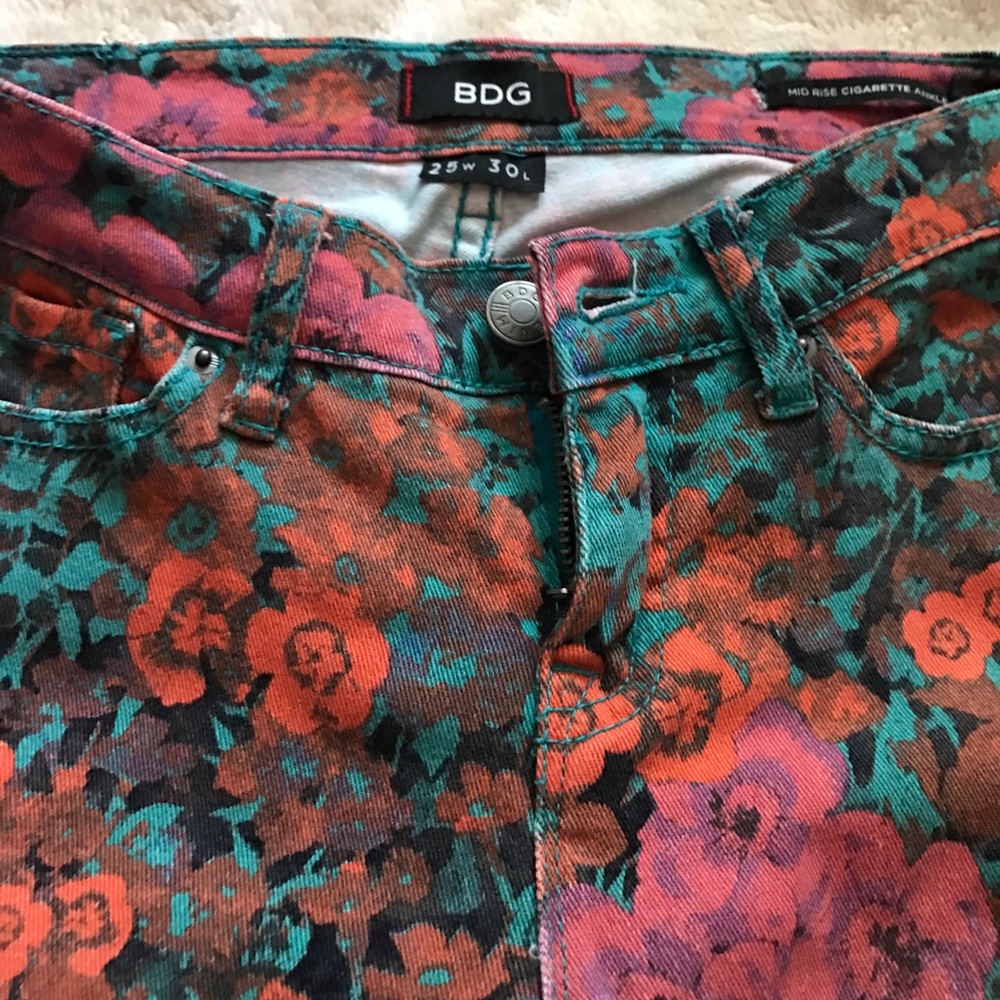 Floral Midrise Jeans - Picture 2 of 3