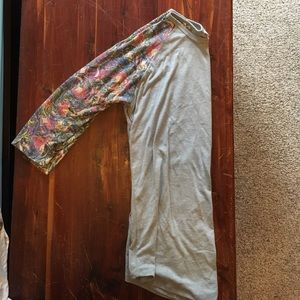 Lularoe randy top size small