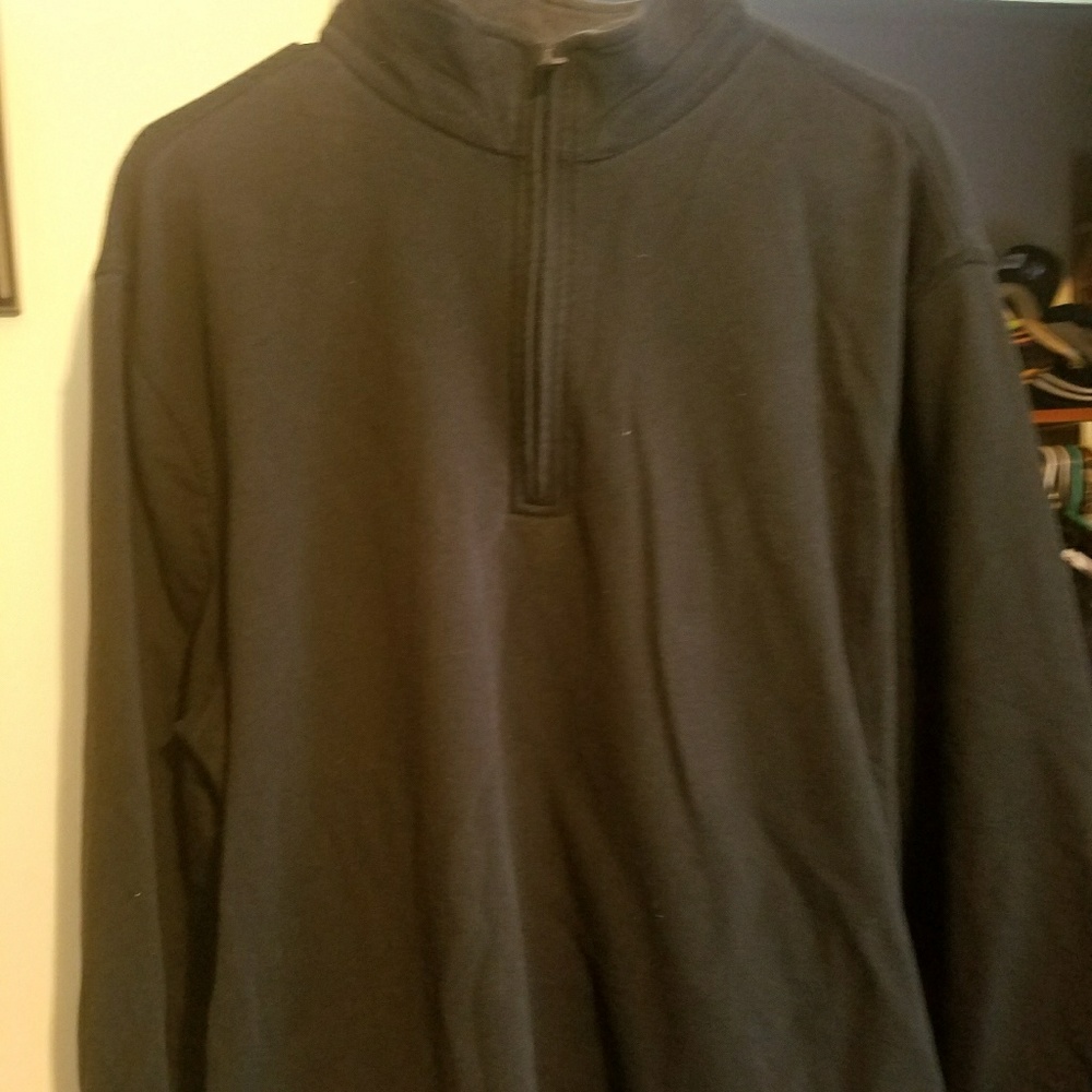 Mens size large half zip fleece