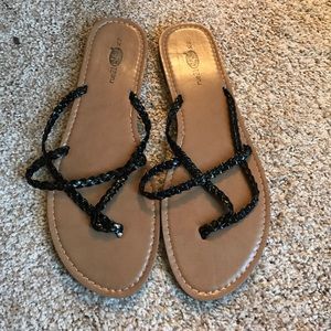 Criss cross sandals