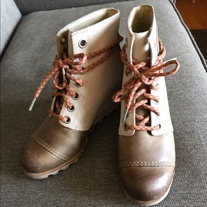 Sorel Women's 1964 Premium Wedge Bootie