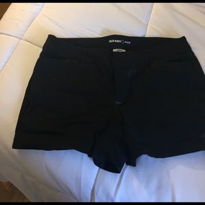 Black shorts - not jeans!