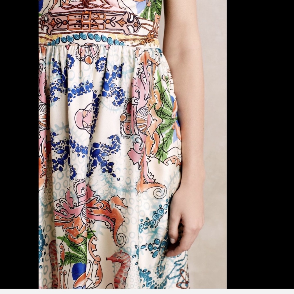 Anthropologie ivory Silk Seahorse print Dress 6 - Picture 5 of 5