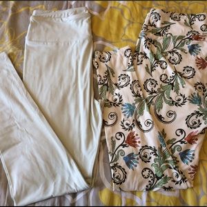 Pair of LulaRoe Leggings- both Tall and Curvy