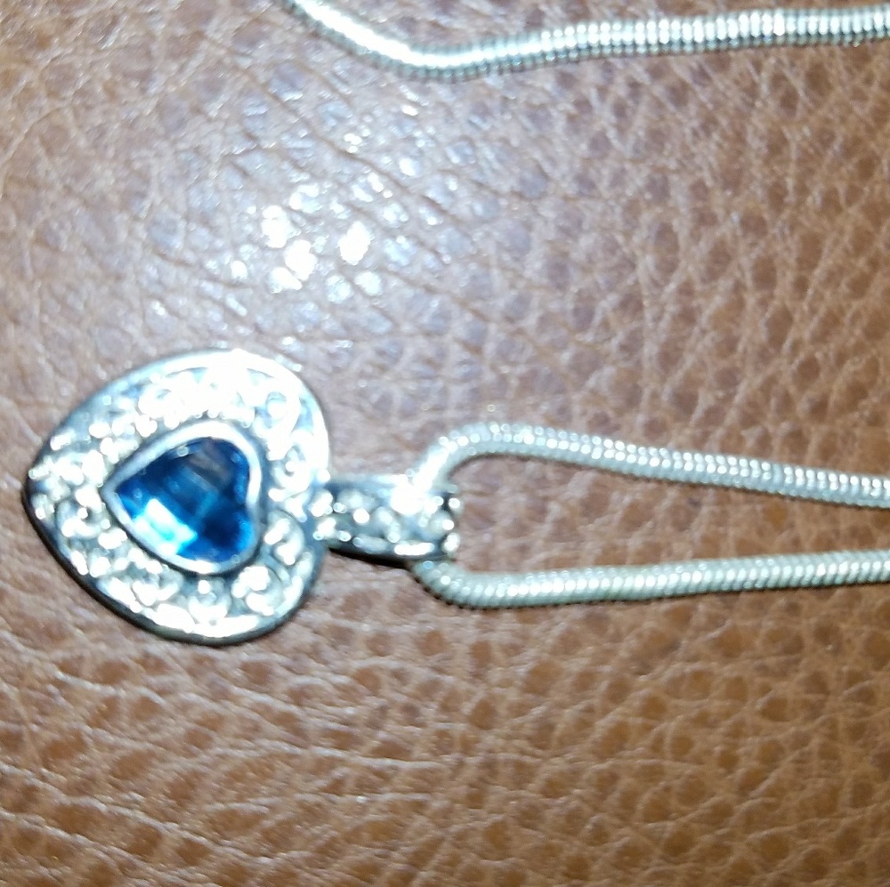 Heart necklace with sapphire accent