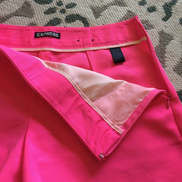 💞Express shorts💞 - Picture 2 of 3