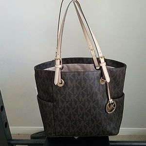 Michael Kors tote