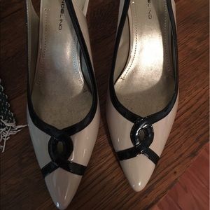 Bandolio sling backs