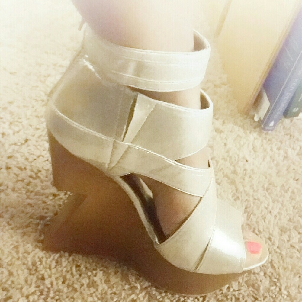 ❌(SOLD💯) 💋 Renita Architectural Wedge Sandals by Beau+Ashe