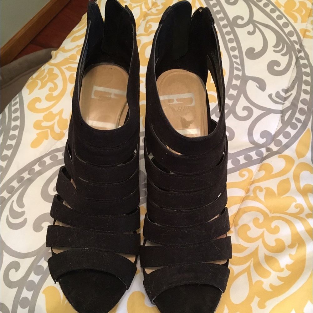 Elle platforms