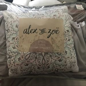 Twin XL Alex and Zoe 6 piece comforter set