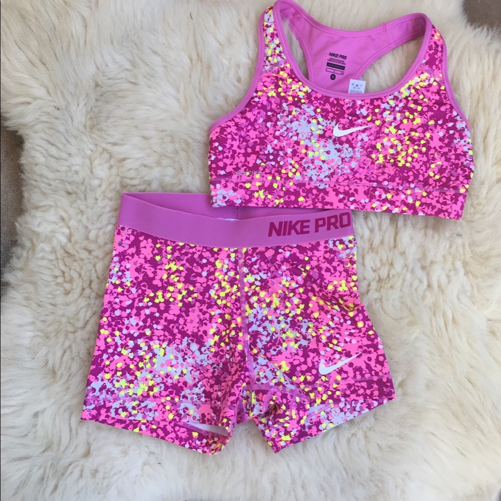 Nike Pro workout set 😻