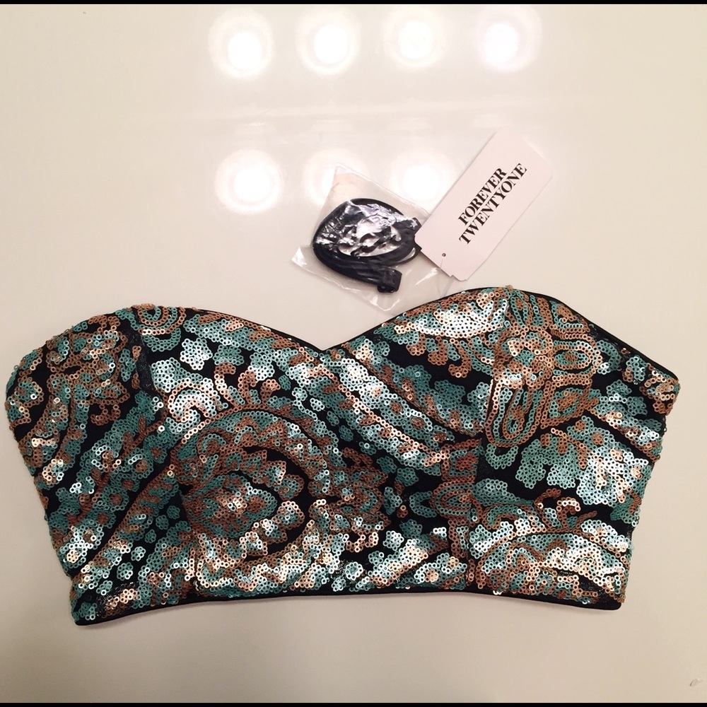 NEW sequin Forever 21 crop top size small