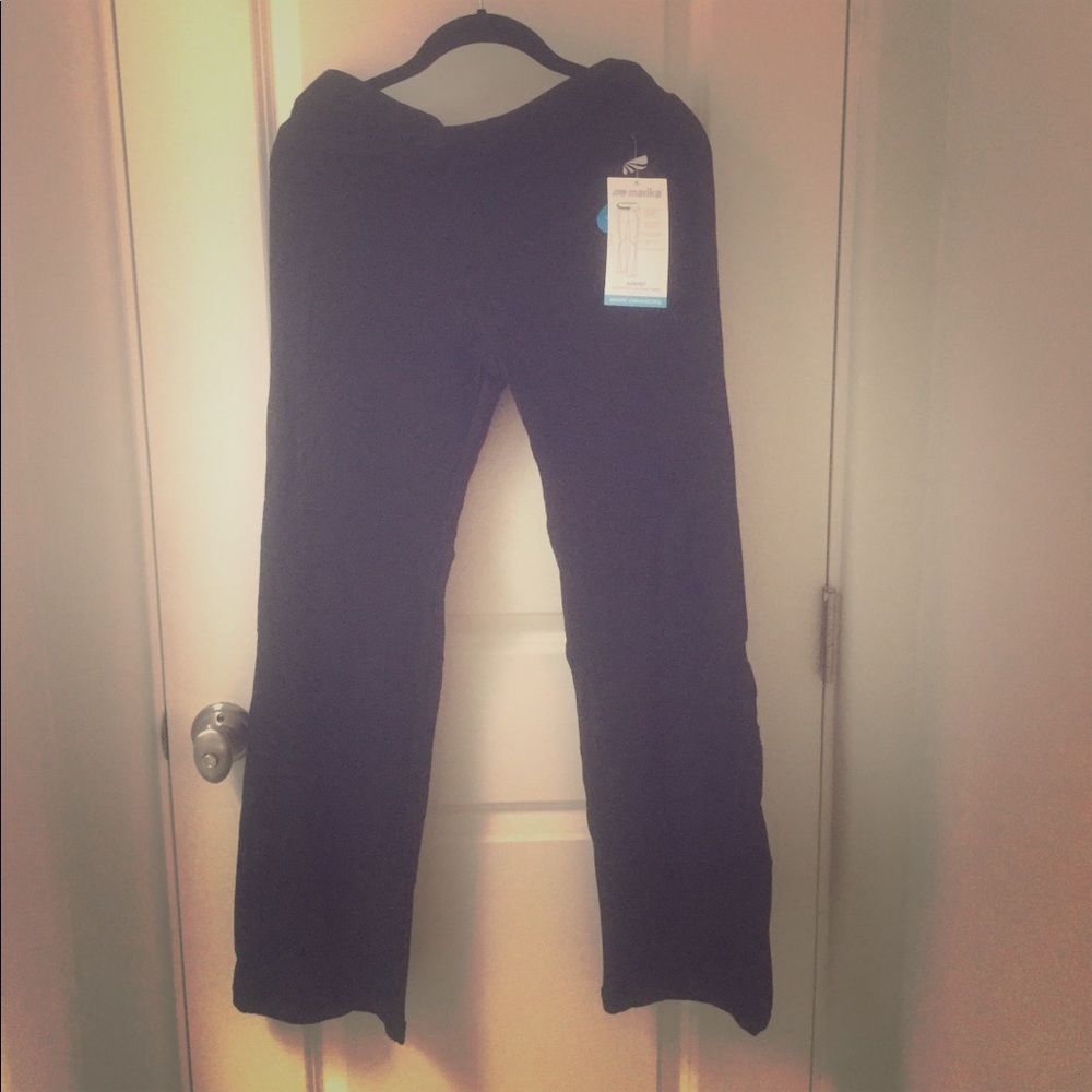 Black leggings