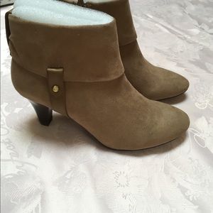 Sand suede ankle boots