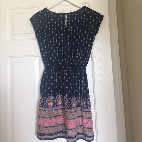 Cute summer dress - Picture 2 of 2