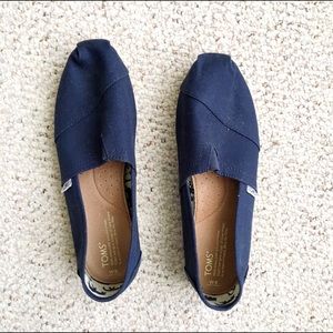 TOMS Navy Shoes- NEW