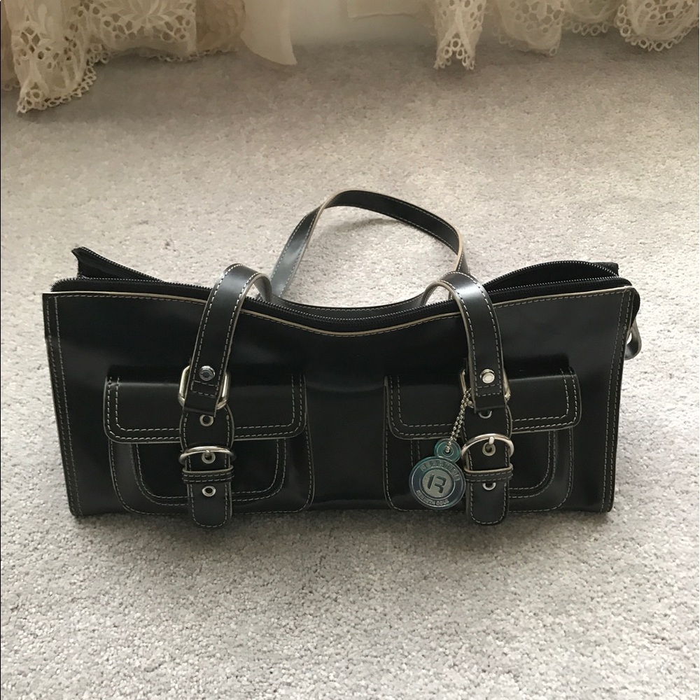 Like new Kenneth Cole reaction purse
