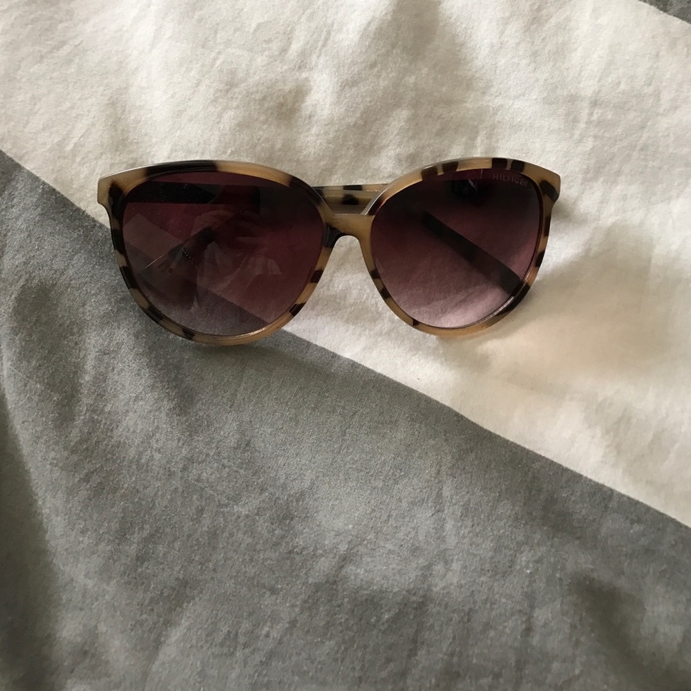 Tommy Hilfiger sunglasses