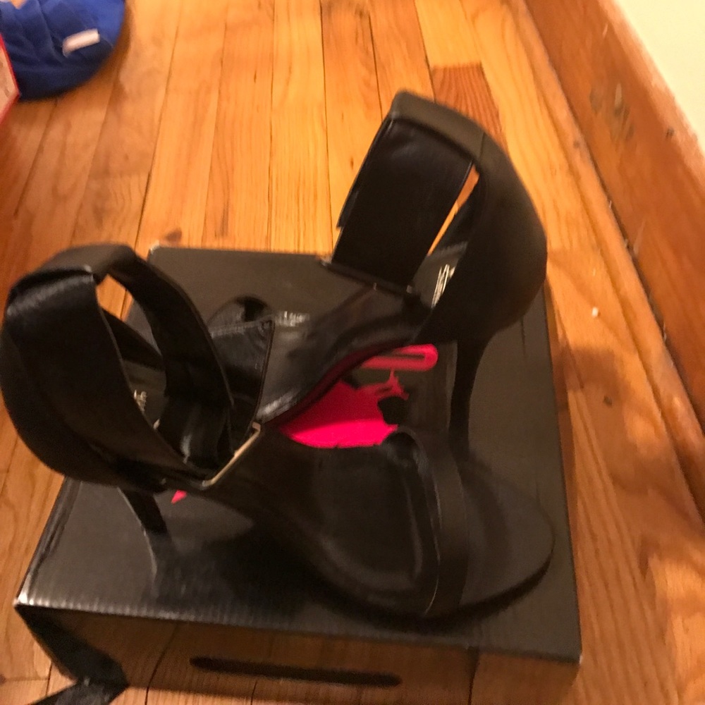 Black heels with buckle