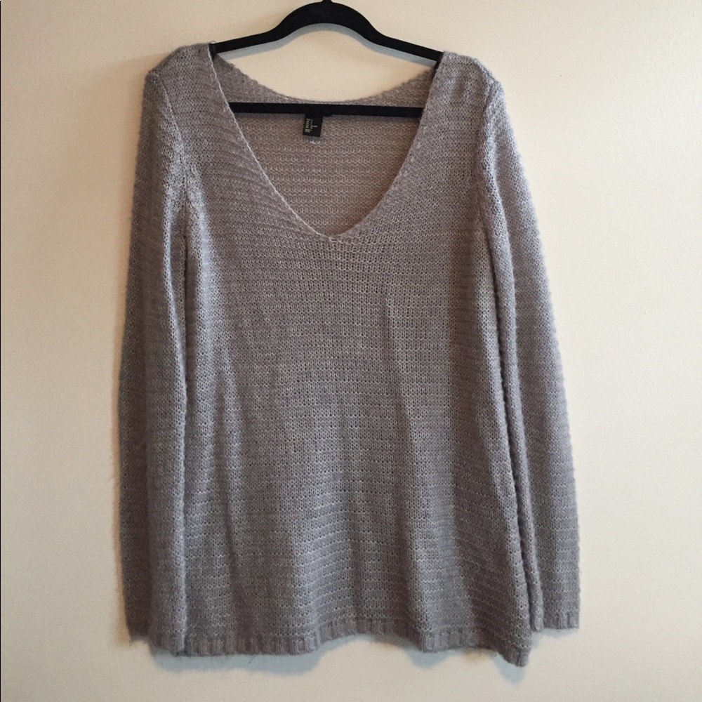 Grey loose knit sweater