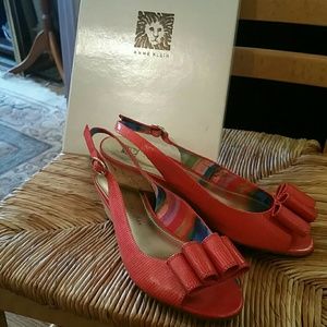 Anne Klein , 7 1/2, NEW, pink/coral wedge