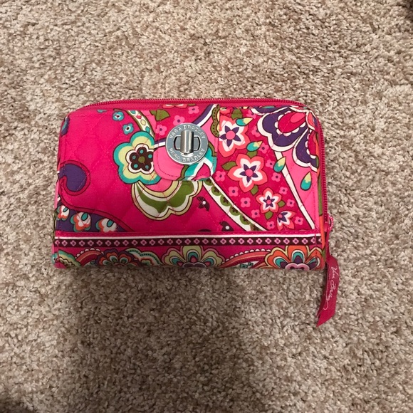 Vera bradley wallet! - Picture 1 of 3