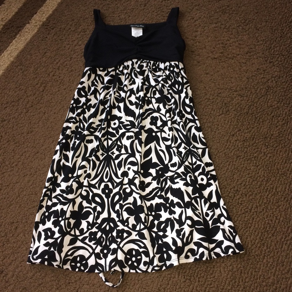 Black and white dress