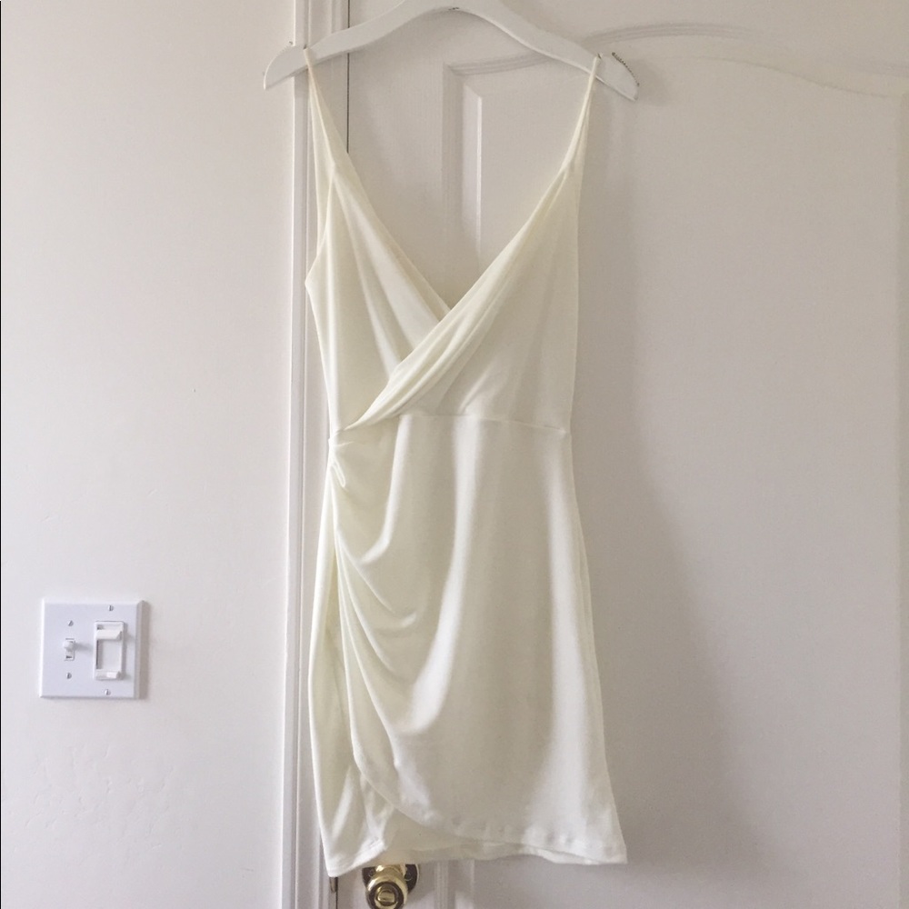 White wantmylook dress