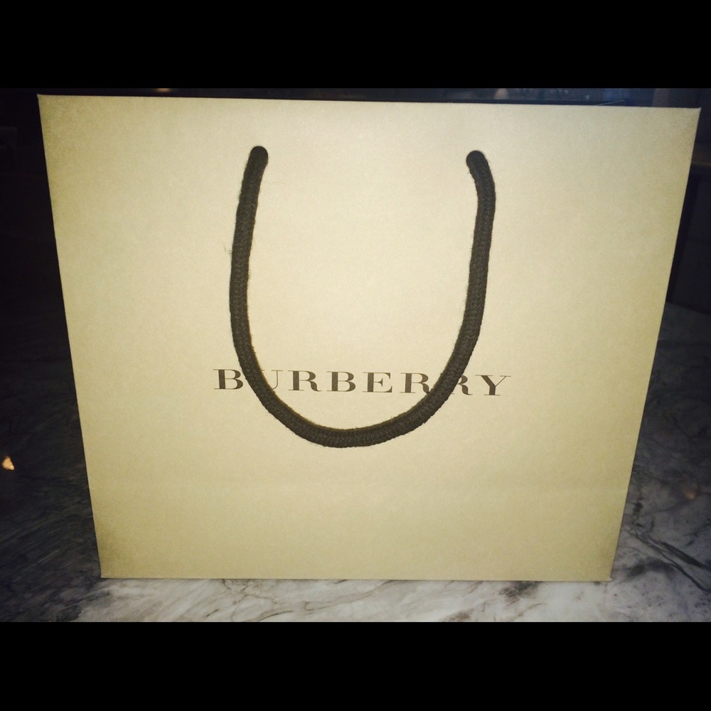 Burberry shopping bag
