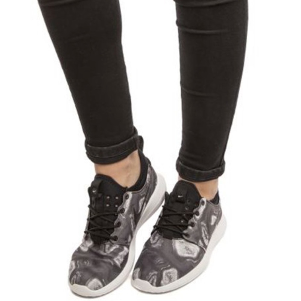 NWT Nike roshe two Marble print - Picture 7 of 7