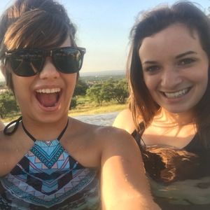 Meet your Posher, Emily
