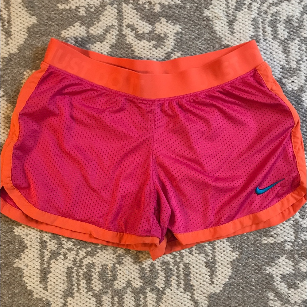Nike shorts 🔹